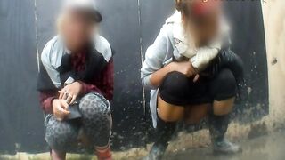 Грязные туалеты: бесплатное копро видео с писающими шлюхами